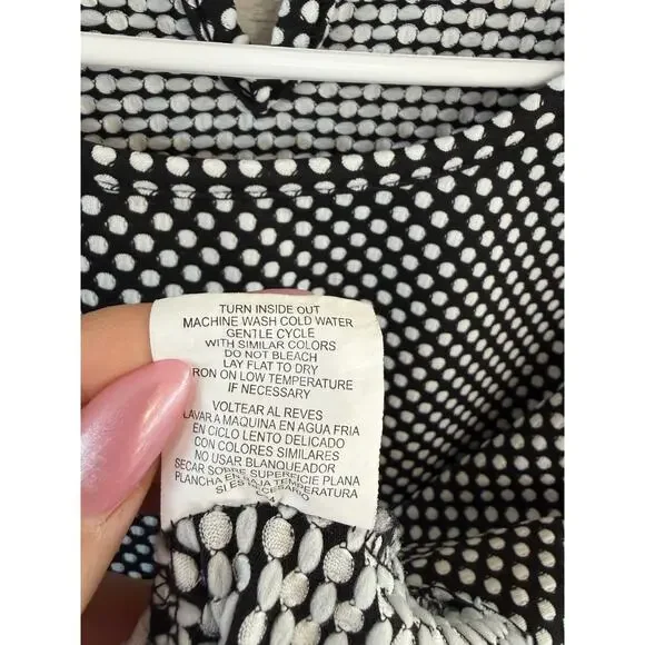 Sara Michele Black White Polka Dot Blouse Size Large Short Sleeve Top - Picture 6 of 7
